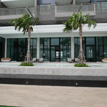 Aeras - The Ultimate Beachfront Experience Bãi biển Jomtien Ngoại thất bức ảnh