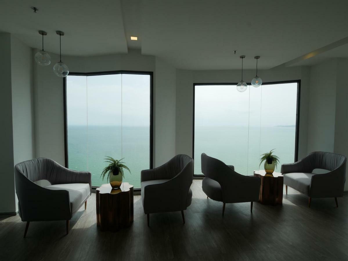 Aeras - The Ultimate Beachfront Experience Bãi biển Jomtien Ngoại thất bức ảnh