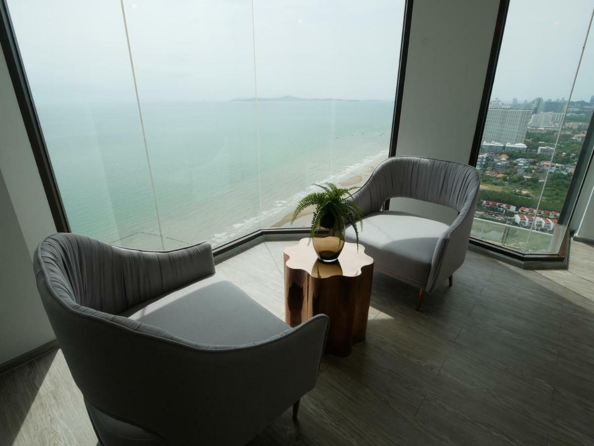 Aeras - The Ultimate Beachfront Experience Bãi biển Jomtien Ngoại thất bức ảnh
