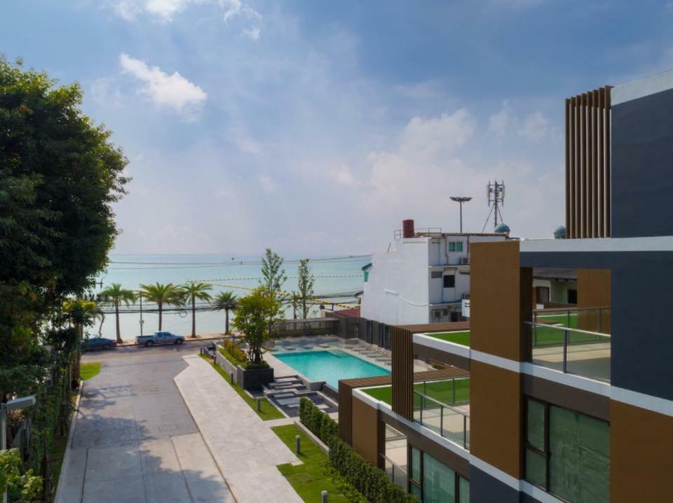 Aeras - The Ultimate Beachfront Experience Bãi biển Jomtien Ngoại thất bức ảnh